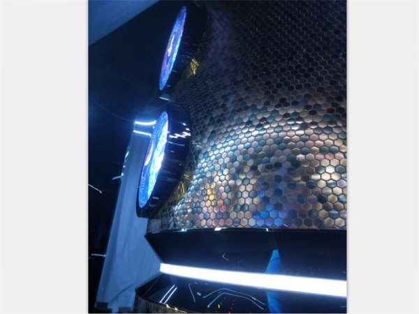 不鏽鋼精神堡壘