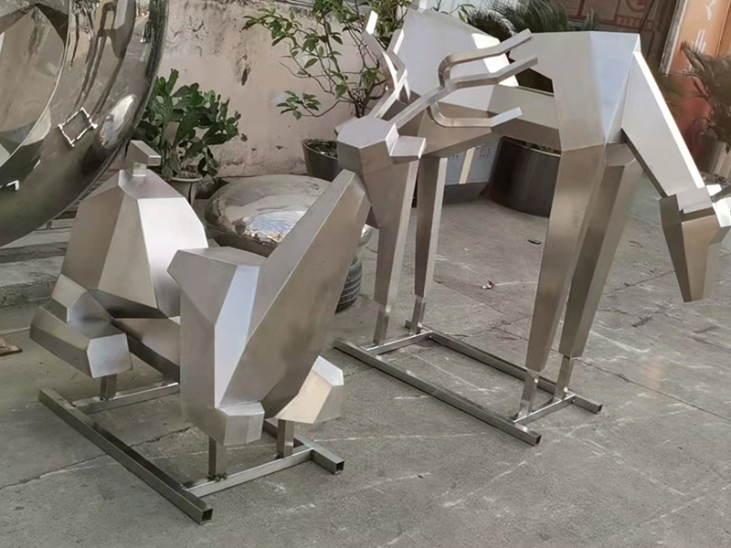 5年前做的不鏽鋼鹿子